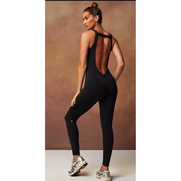 Fabletics Black Ribbed V Neck Cutout Back Athleisure Jumpsuit Leggings - Picture 2 of 11